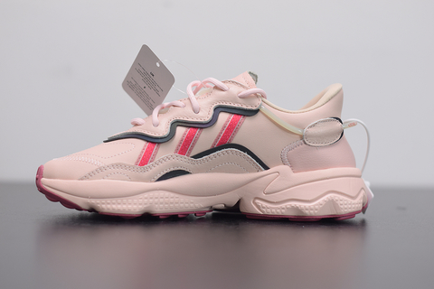 baby pink ozweego